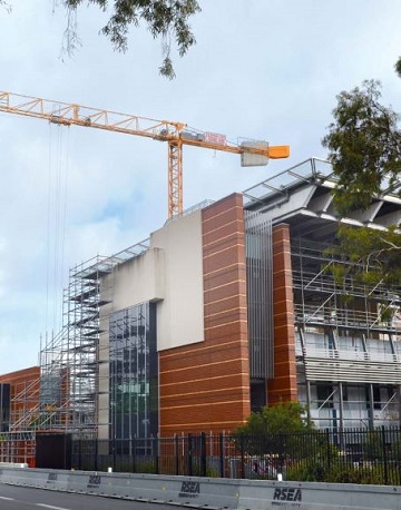 building work at the lyell mcewin hospital